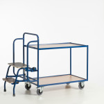 Tischwagen mit 2 Trittstufen (2 Etagen)