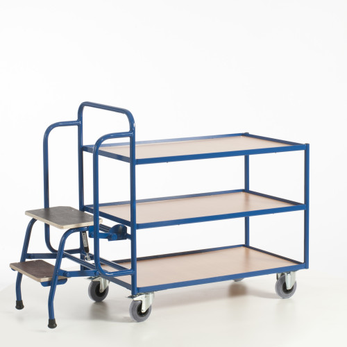 Tischwagen mit 2 Trittstufen (3 Etagen)